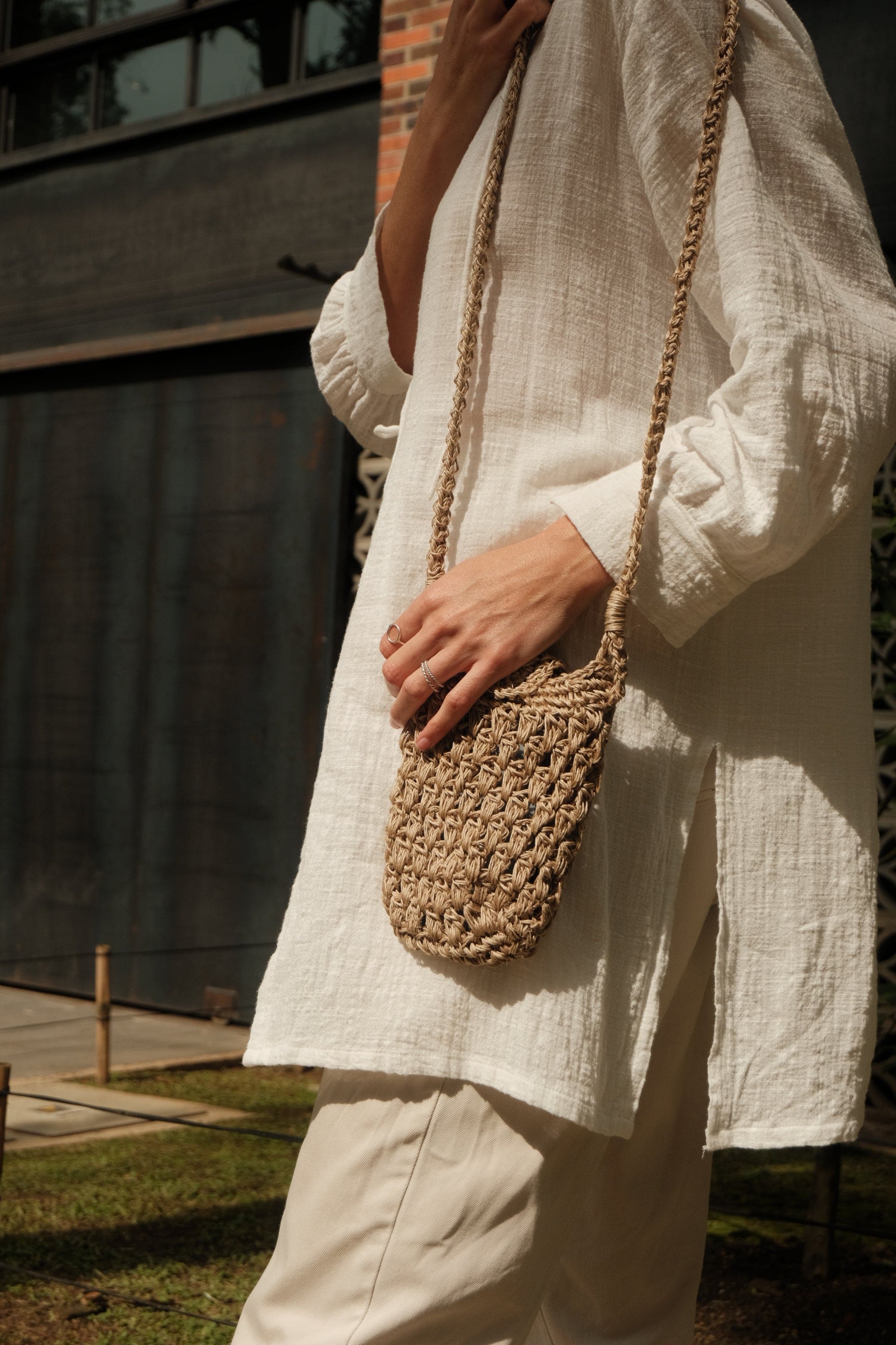 Porta celular fique natural con botón – CARANÁ